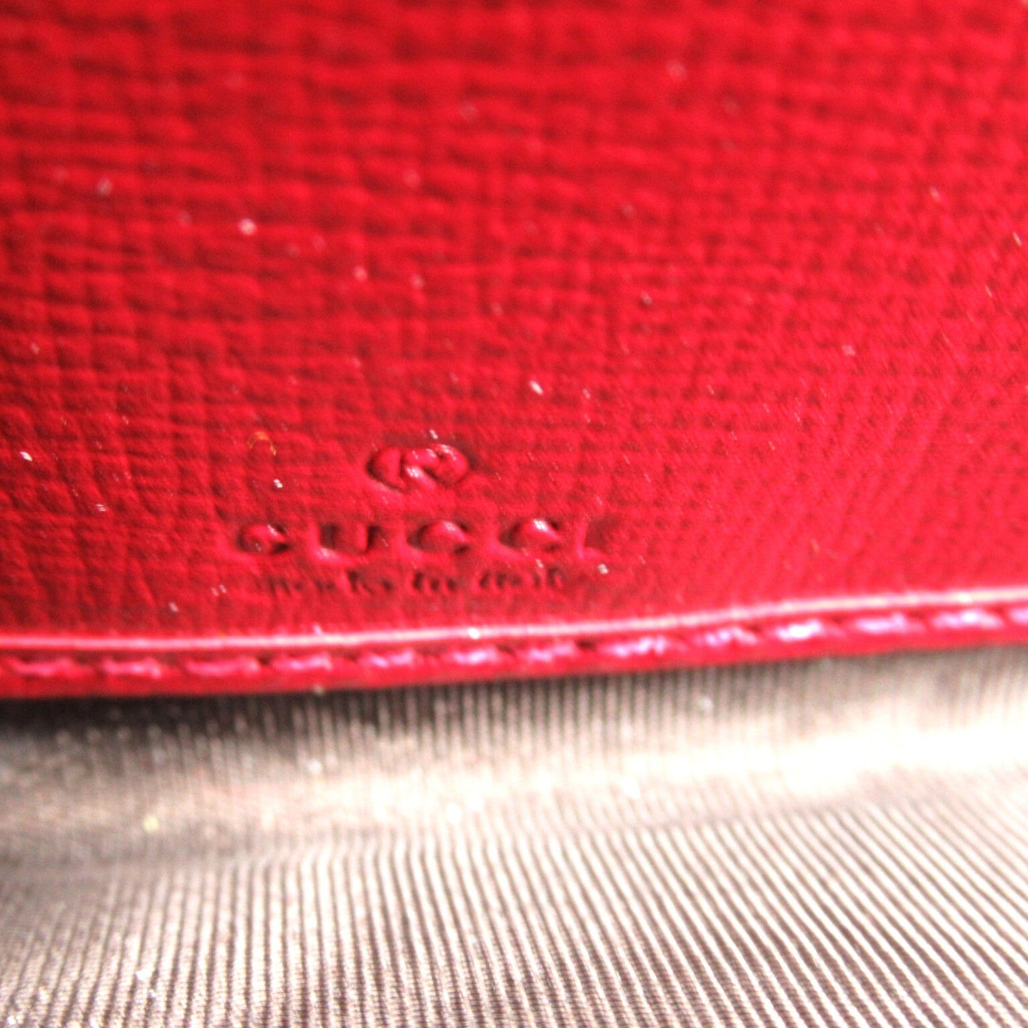 Gucci  Leather Wallet  ()