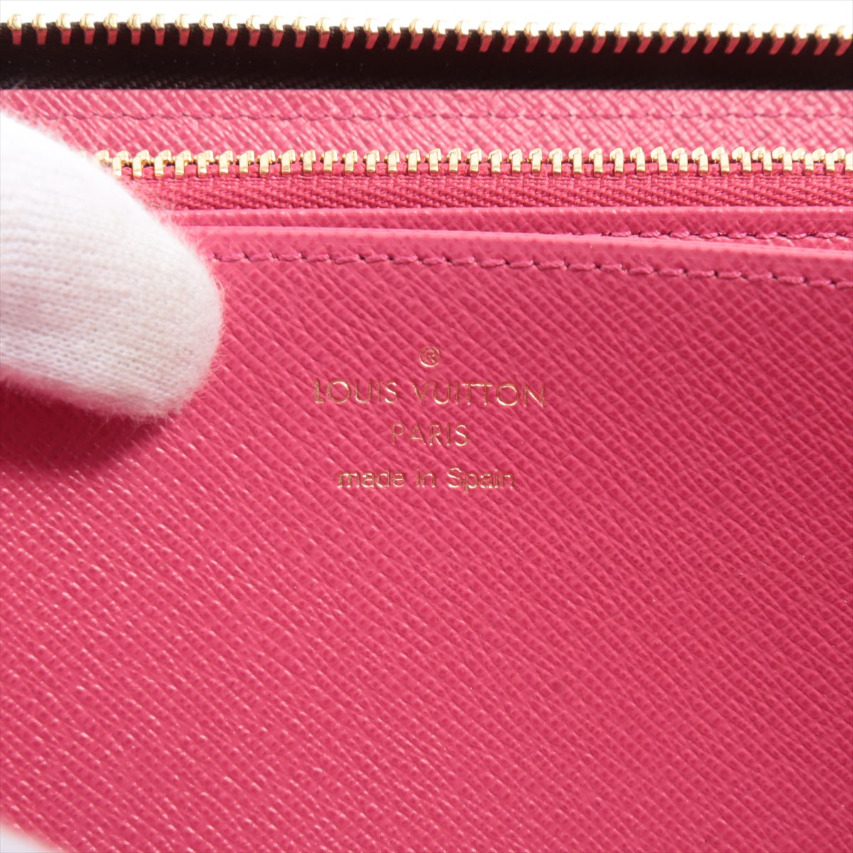 Louis Vuitton Monogram Vivienne Zippie Wallet M69750 Round Zip Wallet