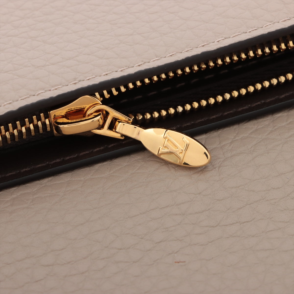 Louis Vuitton  Portfolio Capsine M61249 Gareth Long  Reaction Wallet