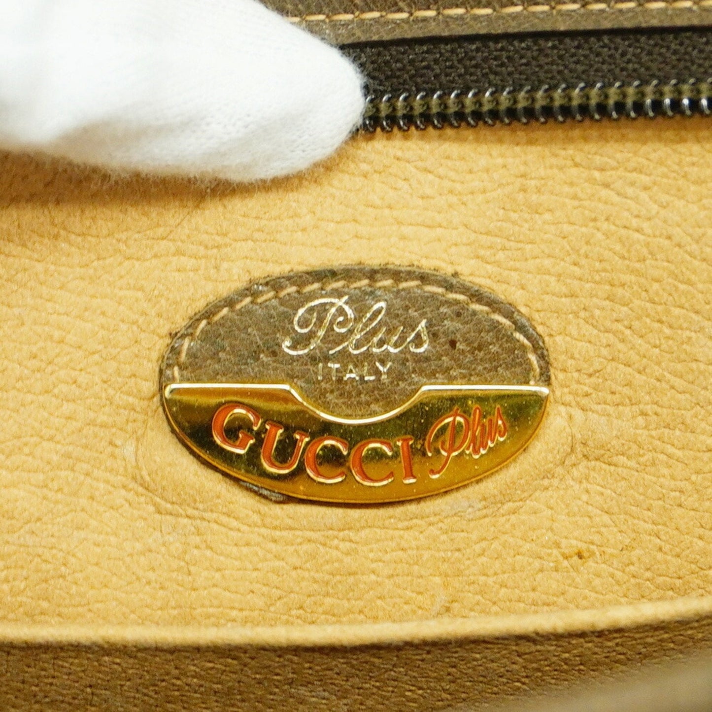 Gucci  Canvas Clutch Bag ()
