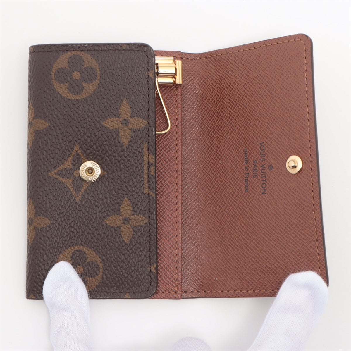 Louis Vuitton Monogram Multicell 6 M62630 Brown Keycase  Reaction
