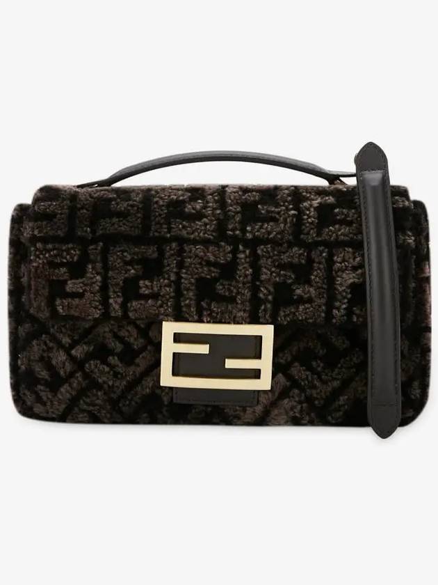 Luxury Fendi Baguette Chain Midi Shoulder Bag Dark Brown