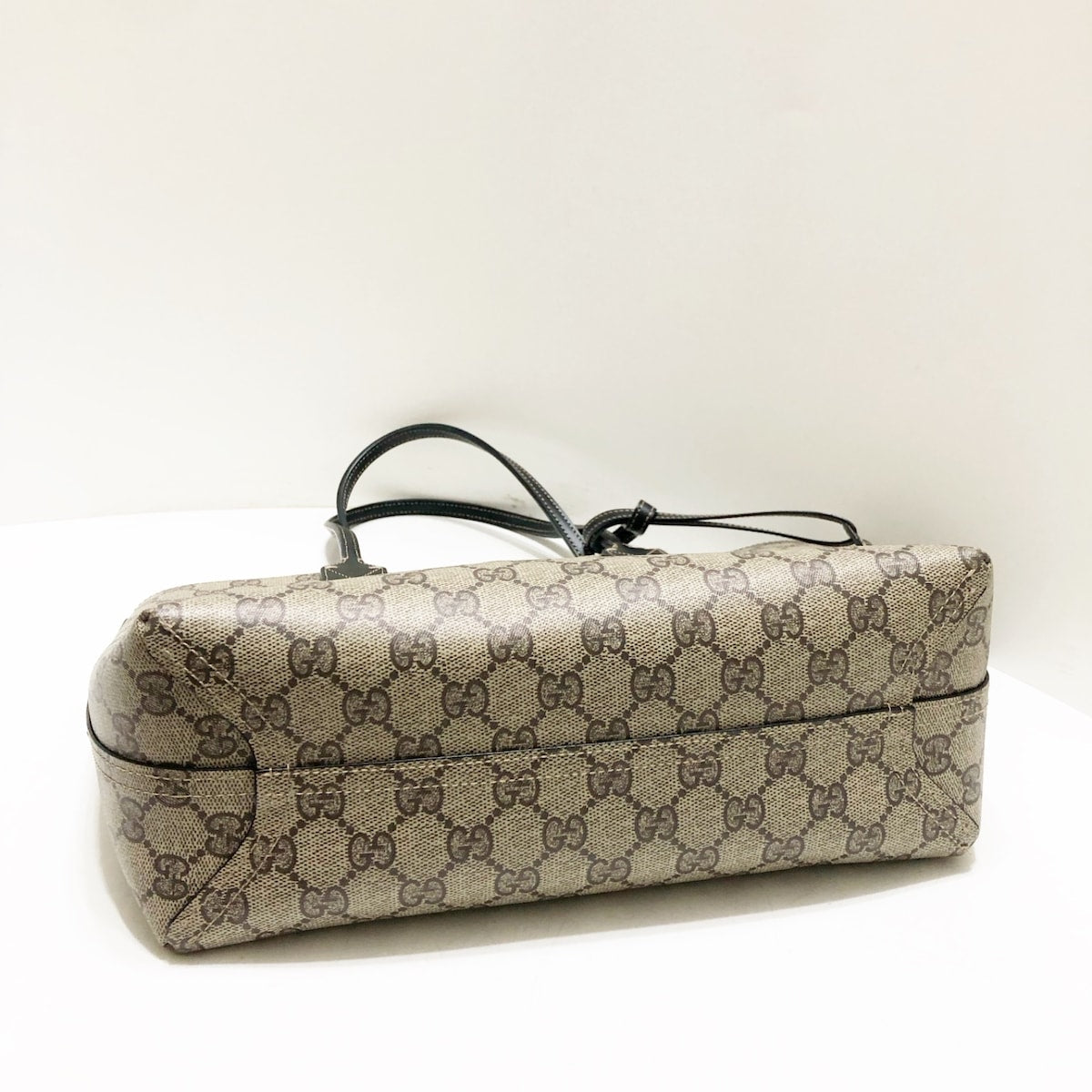 Luxury Gucci Trending 2025 Reversible  Canvas Tote Bag ()
