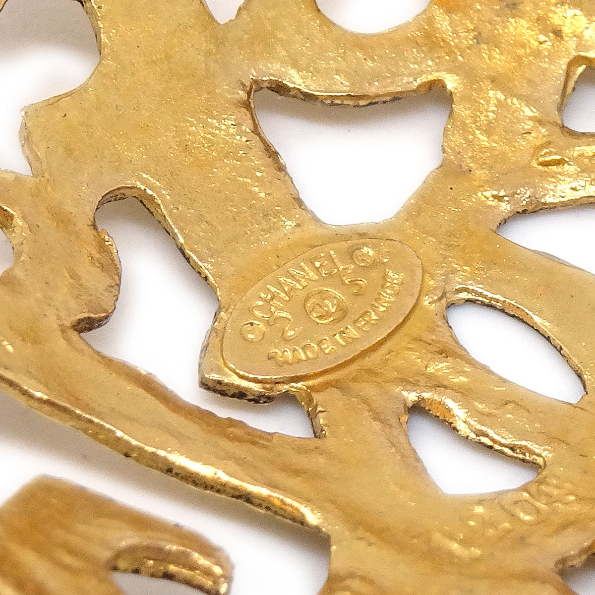 Luxury Chanel 1990 Brooch Pin Gold 1204