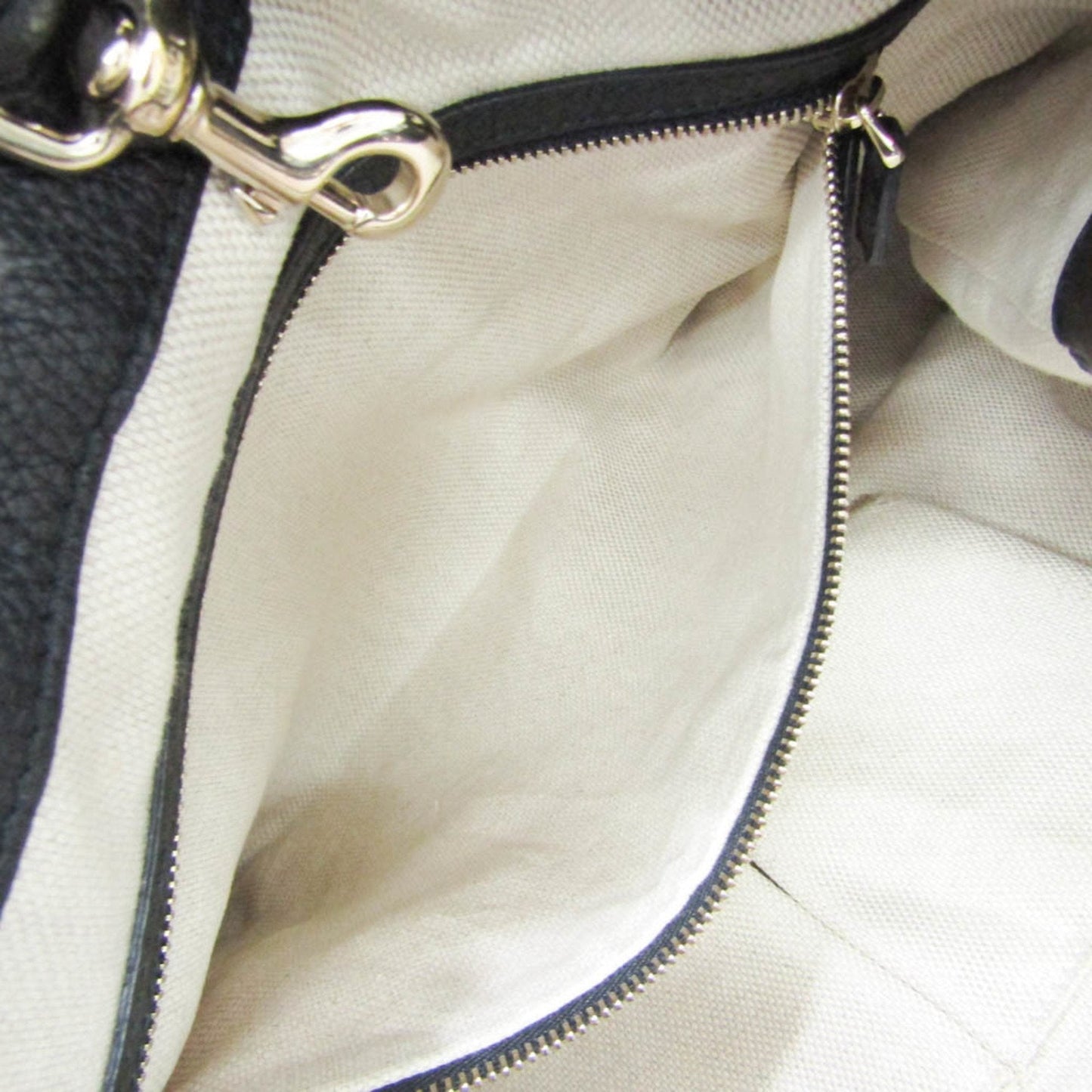 Luxury Gucci Trending 2025 Soho  Leather Tote Bag ()