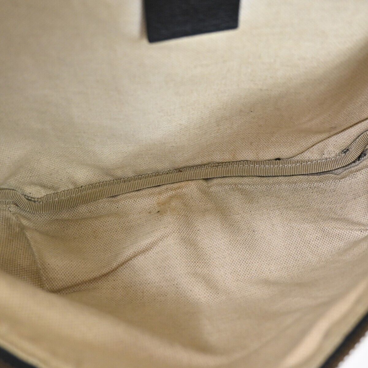 Gucci Sherry  Leather Shoulder Bag ()