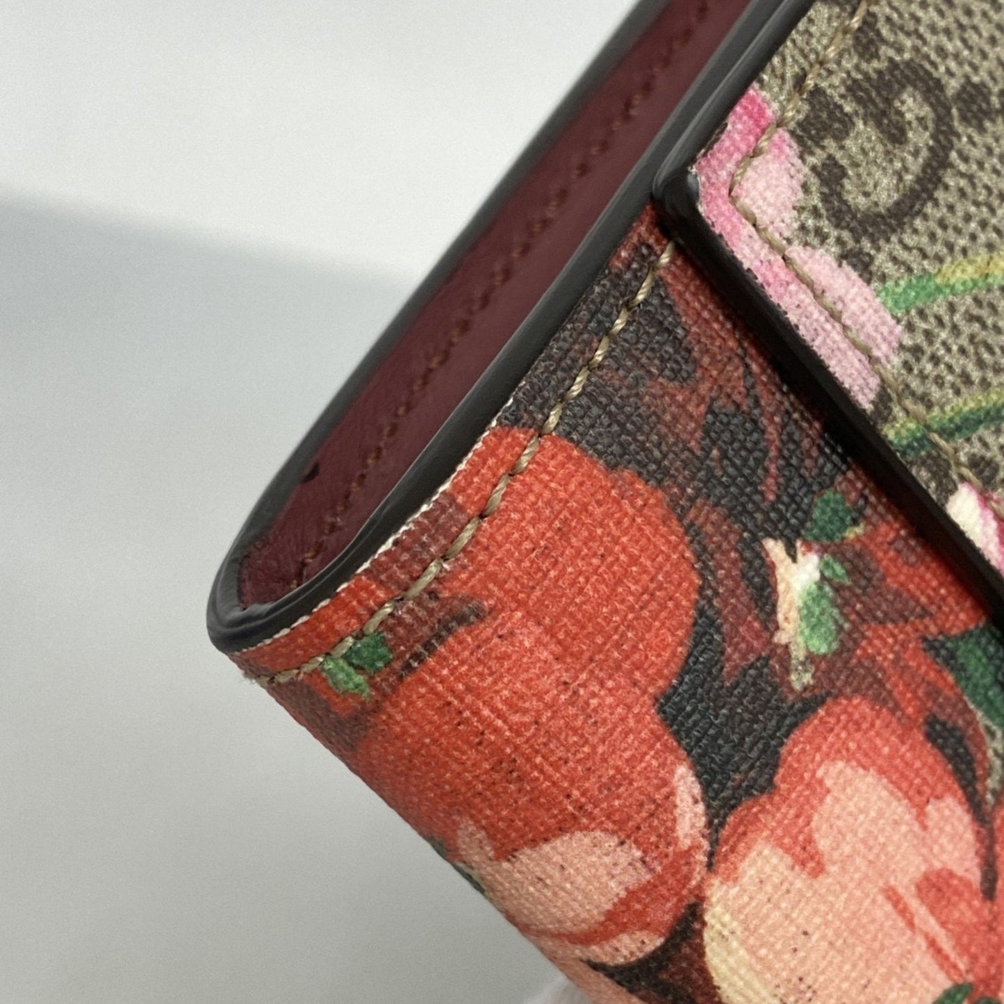 Gucci   Pvc Long Wallet (Bi-Fold)