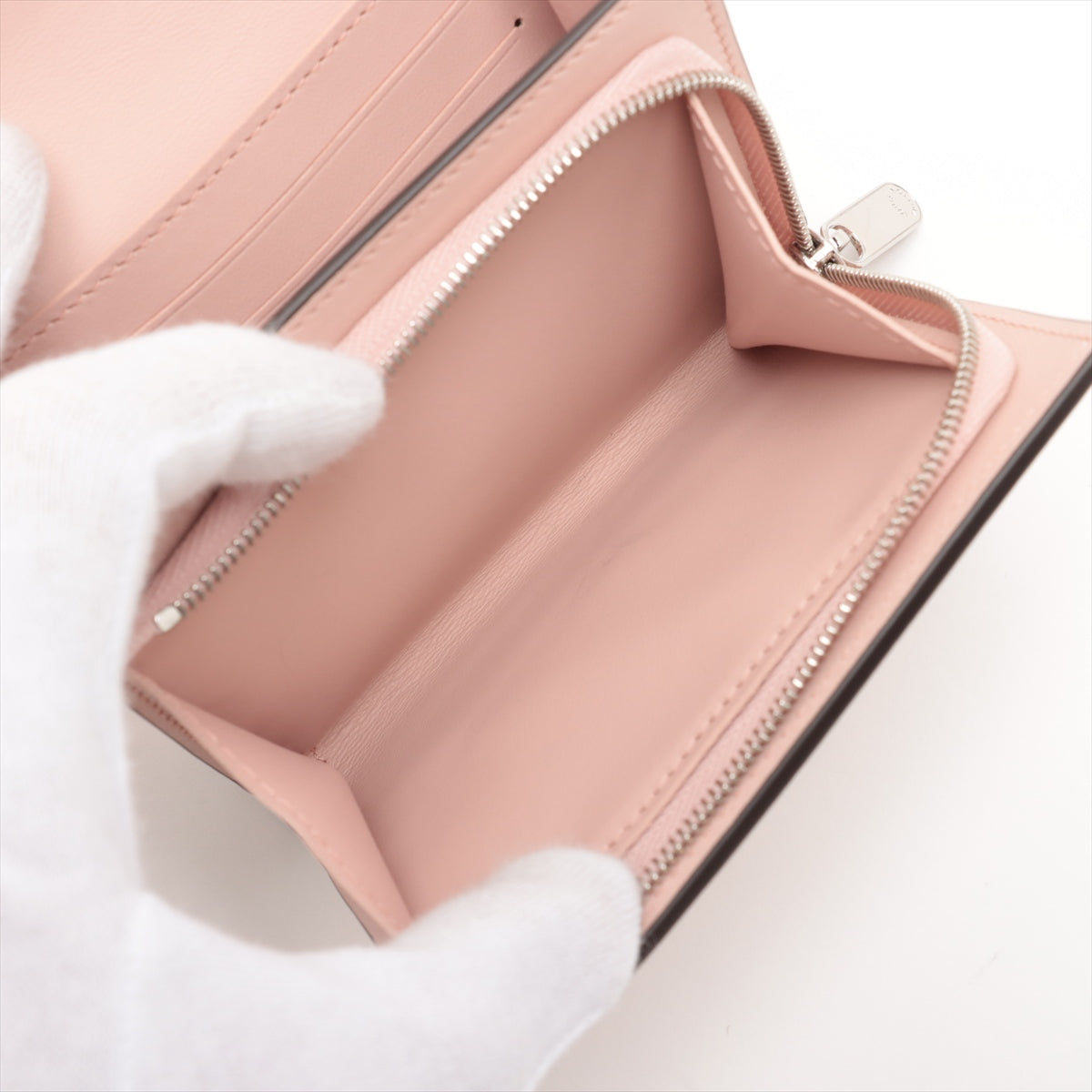 Louis Vuitton Machina Portfolio Yulis Compact M62541 Rose Jasmine Compact Wallet