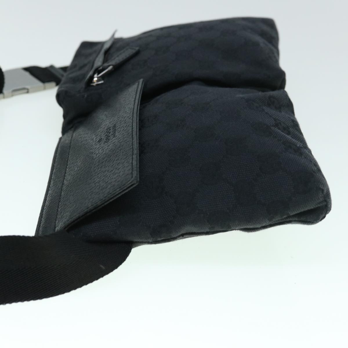 Gucci  Canvas Shoulder Bag ()