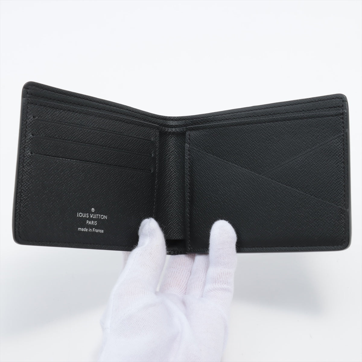 Louis Vuitton Taiga Portfolio Multiple M30295 Black Tickets