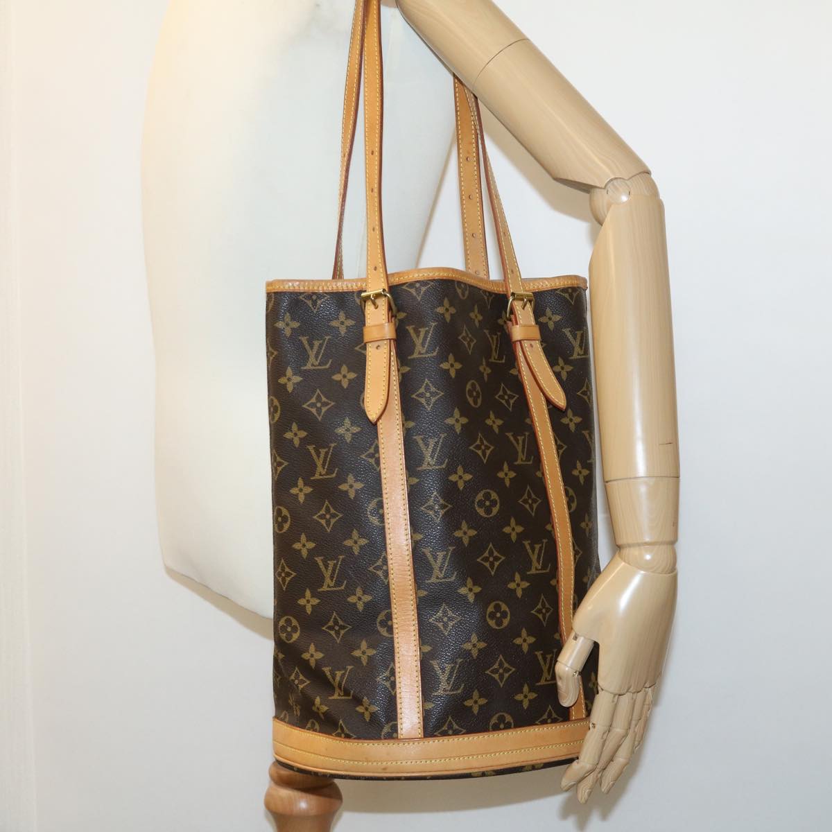 LOUIS VUITTON Monogram Bucket GM Shoulder Bag M42236 LV bs1062