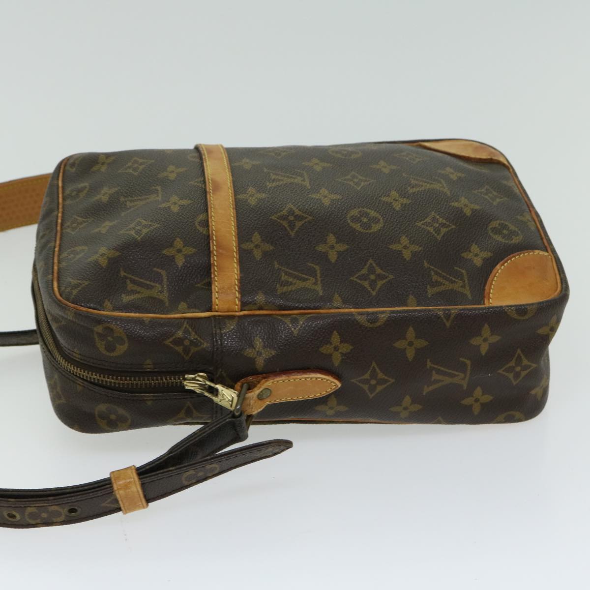 LOUIS VUITTON Monogram Danube MM Shoulder Bag M45264 LV bs12066