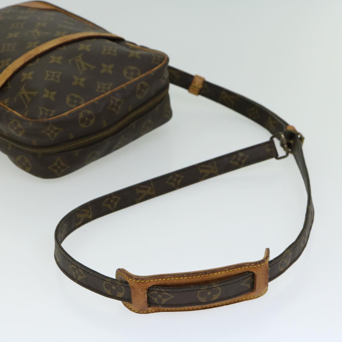 LOUIS VUITTON Monogram Danube MM Shoulder Bag M45264 LV bs12066