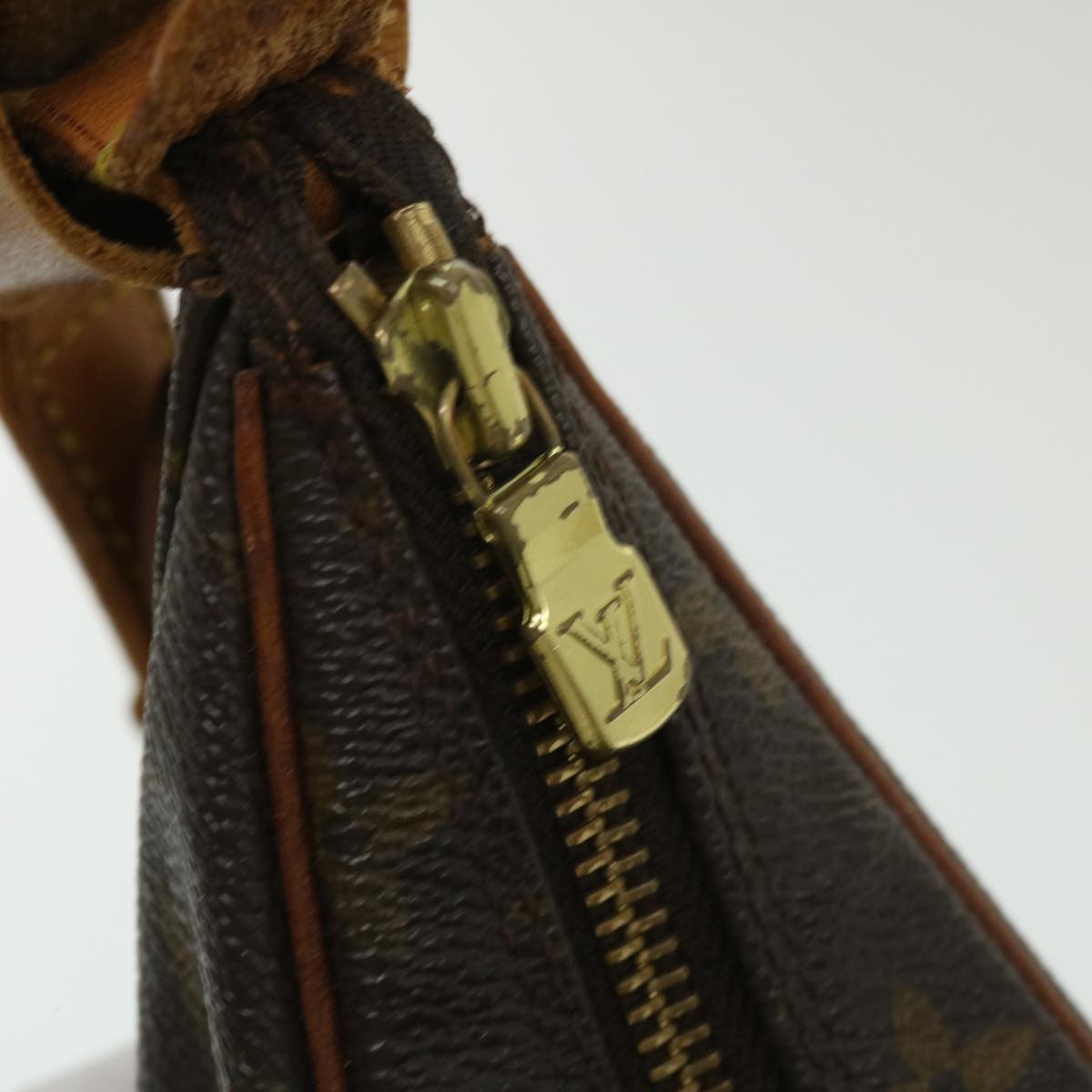 LOUIS VUITTON Monogram Boulogne 35 Shoulder Bag M51260 LV bs1284