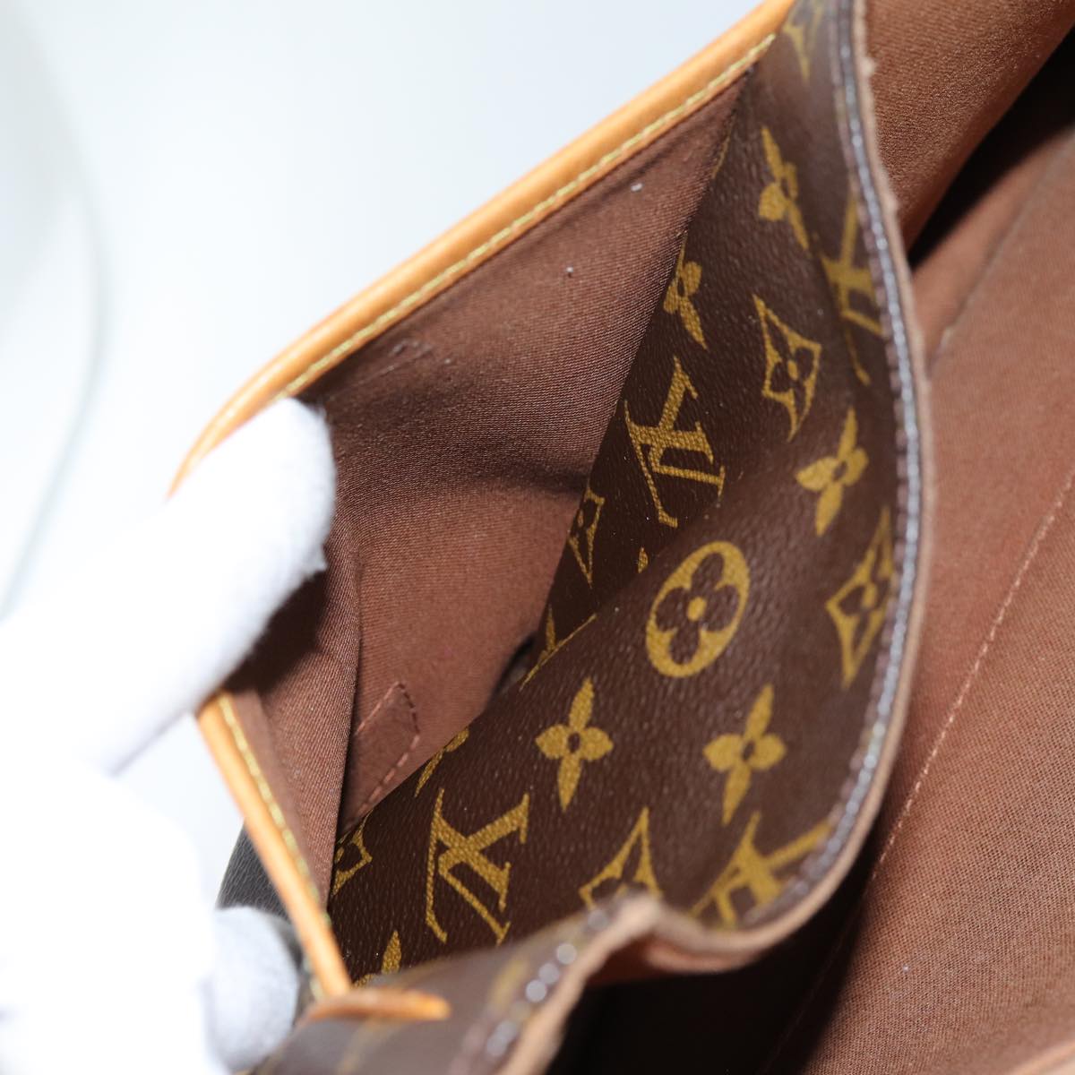 LOUIS VUITTON Monogram Messenger Bosphore GM Shoulder Bag M40105 LV bs13106