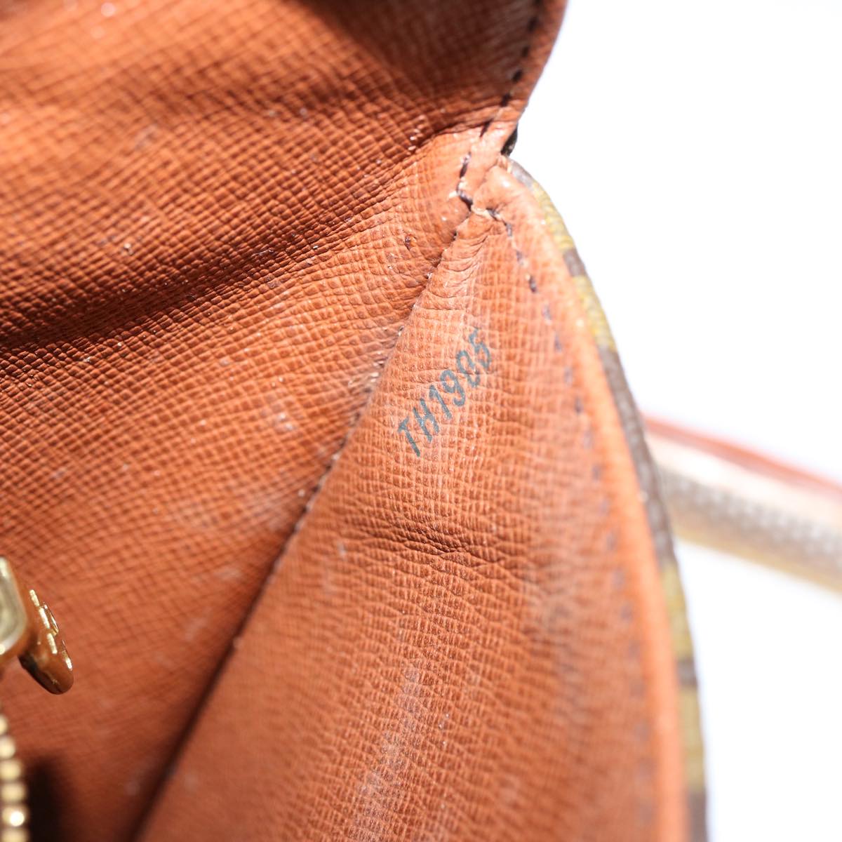 LOUIS VUITTON Monogram Saint Cloud GM Shoulder Bag M51242 LV bs13478