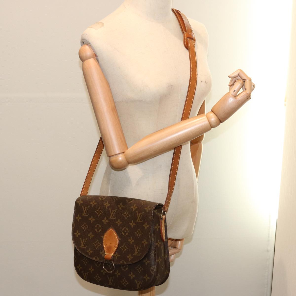 LOUIS VUITTON Monogram Saint Cloud GM Shoulder Bag M51242 LV bs13478