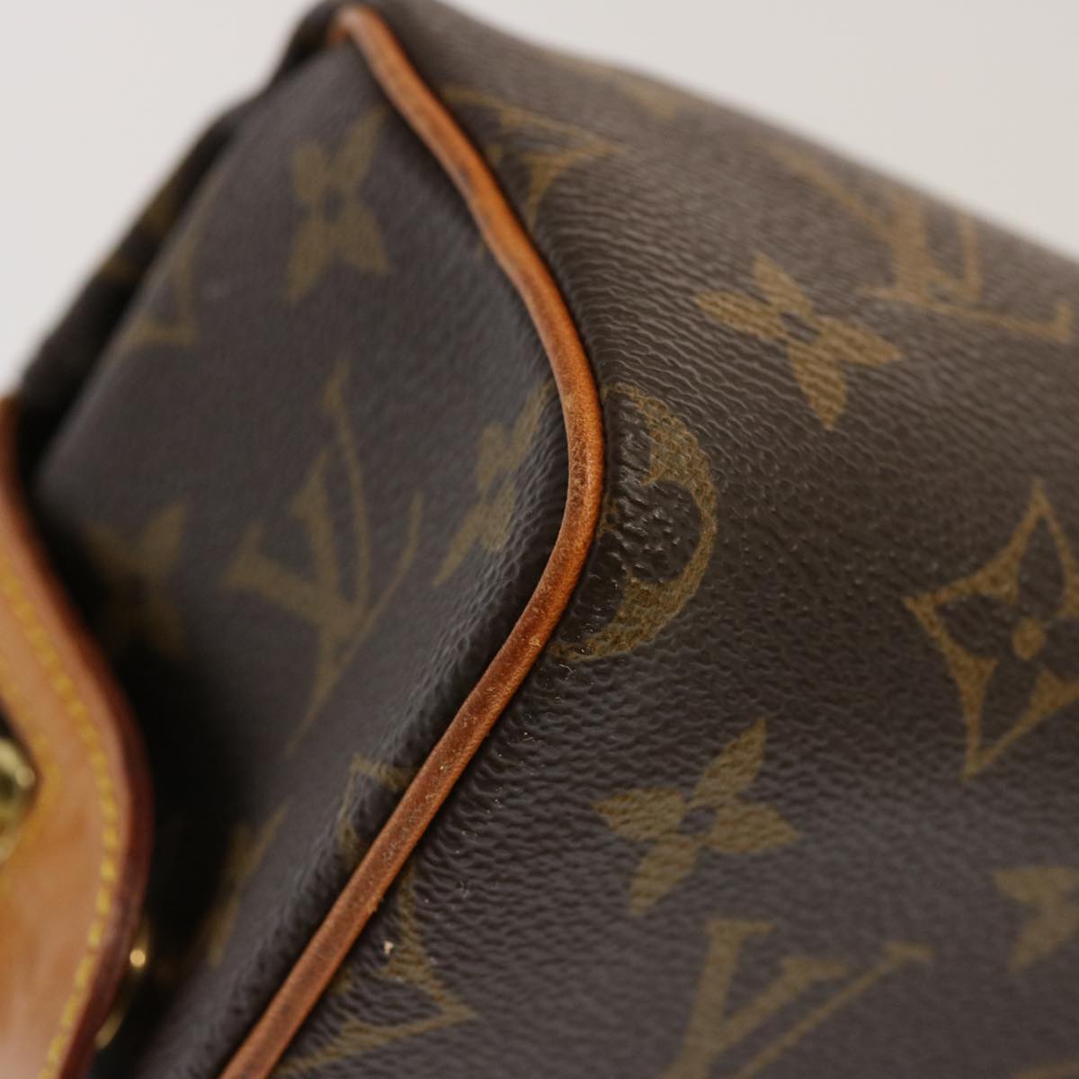 LOUIS VUITTON Monogram Trousse Patte Pression Cosmetic Pouch M47636 bs13479