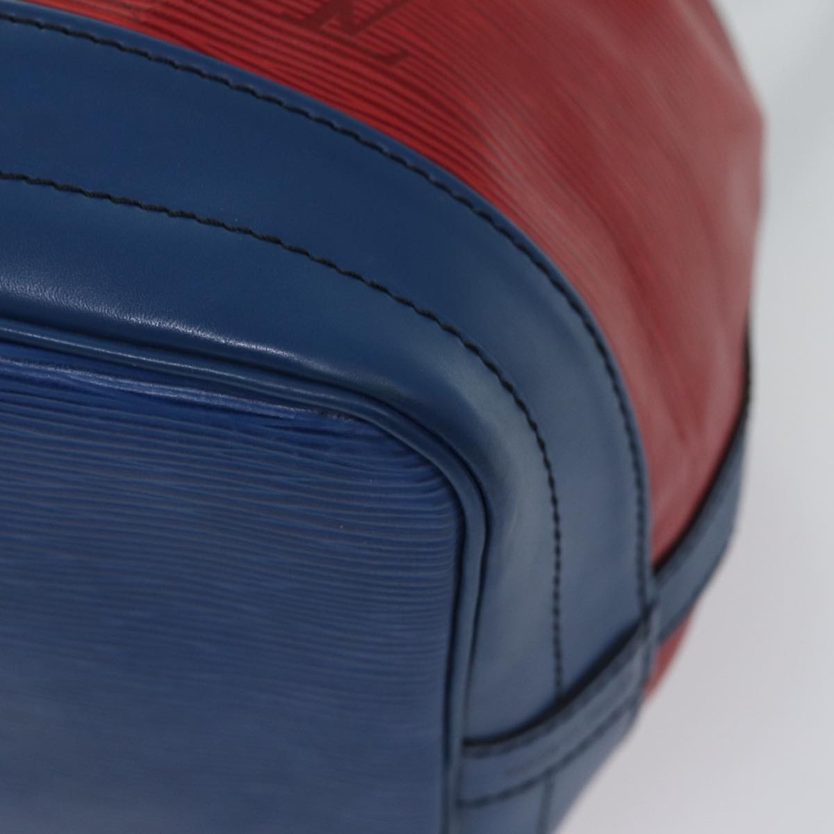 LOUIS VUITTON Epi Noe Shoulder Bag Bicolor Red Blue M44084 LV bs13511