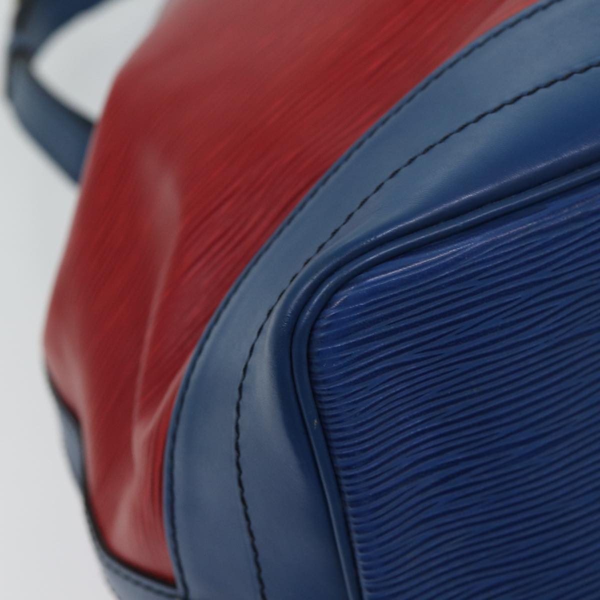 LOUIS VUITTON Epi Noe Shoulder Bag Bicolor Red Blue M44084 LV bs13511