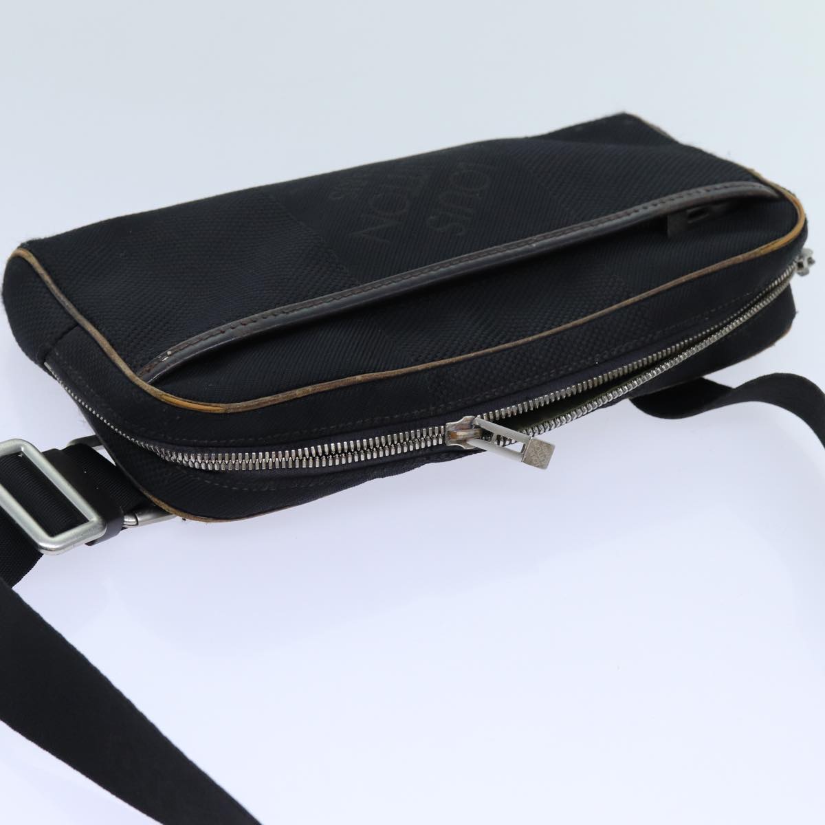 LOUIS VUITTON Damier Geant Acrobat Body Bag Black N41128 LV bs13522