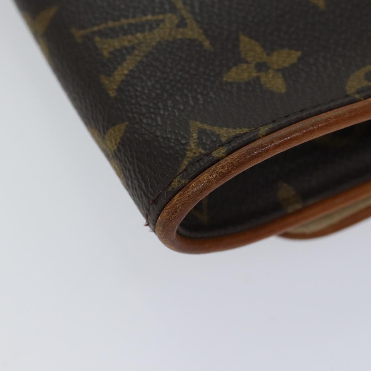 LOUIS VUITTON Monogram Pochette Twin GM Shoulder Bag M51852 LV bs13535