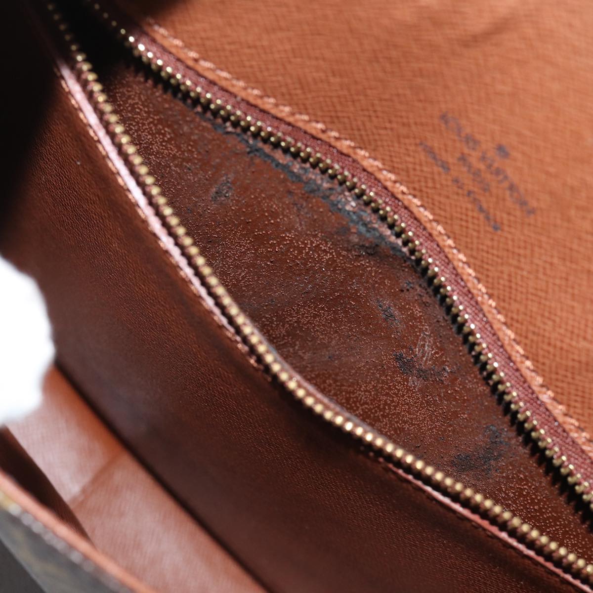LOUIS VUITTON Monogram Saint Cloud GM Shoulder Bag M51242 LV bs13541