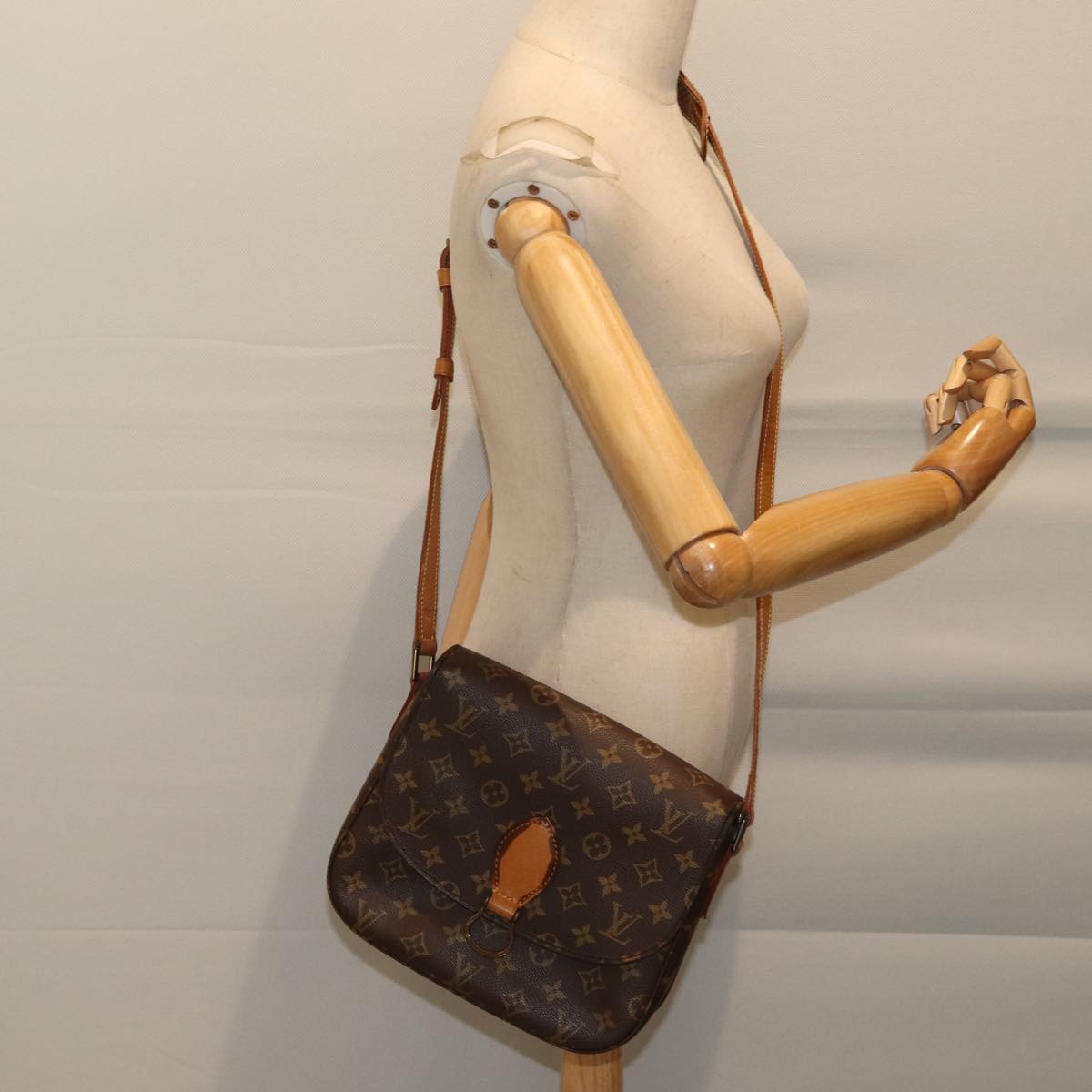 LOUIS VUITTON Monogram Saint Cloud GM Shoulder Bag M51242 LV bs13541