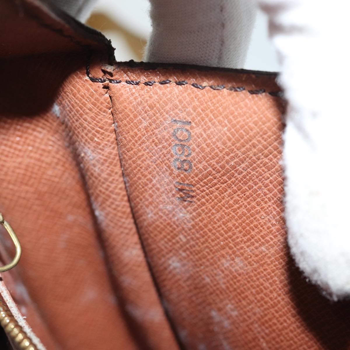 LOUIS VUITTON Monogram Saint Cloud MM Shoulder Bag M51243 LV bs13542