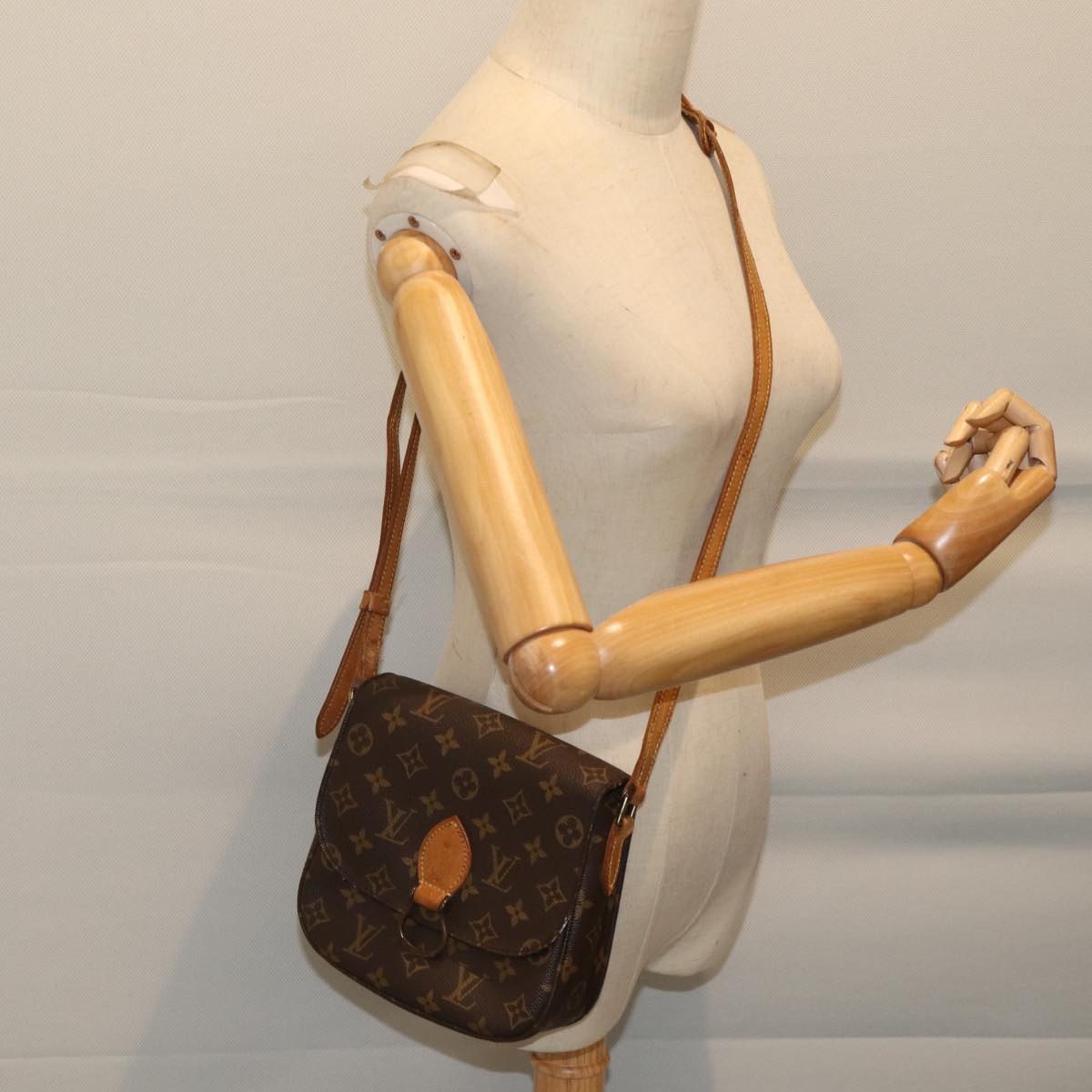 LOUIS VUITTON Monogram Saint Cloud MM Shoulder Bag M51243 LV bs13542