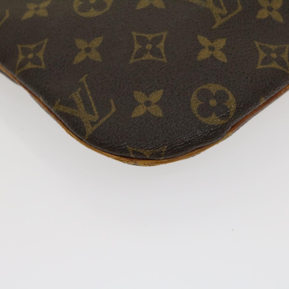 LOUIS VUITTON Monnogram Pochette Bosphore Shoulder Bag M40044 LV bs1389