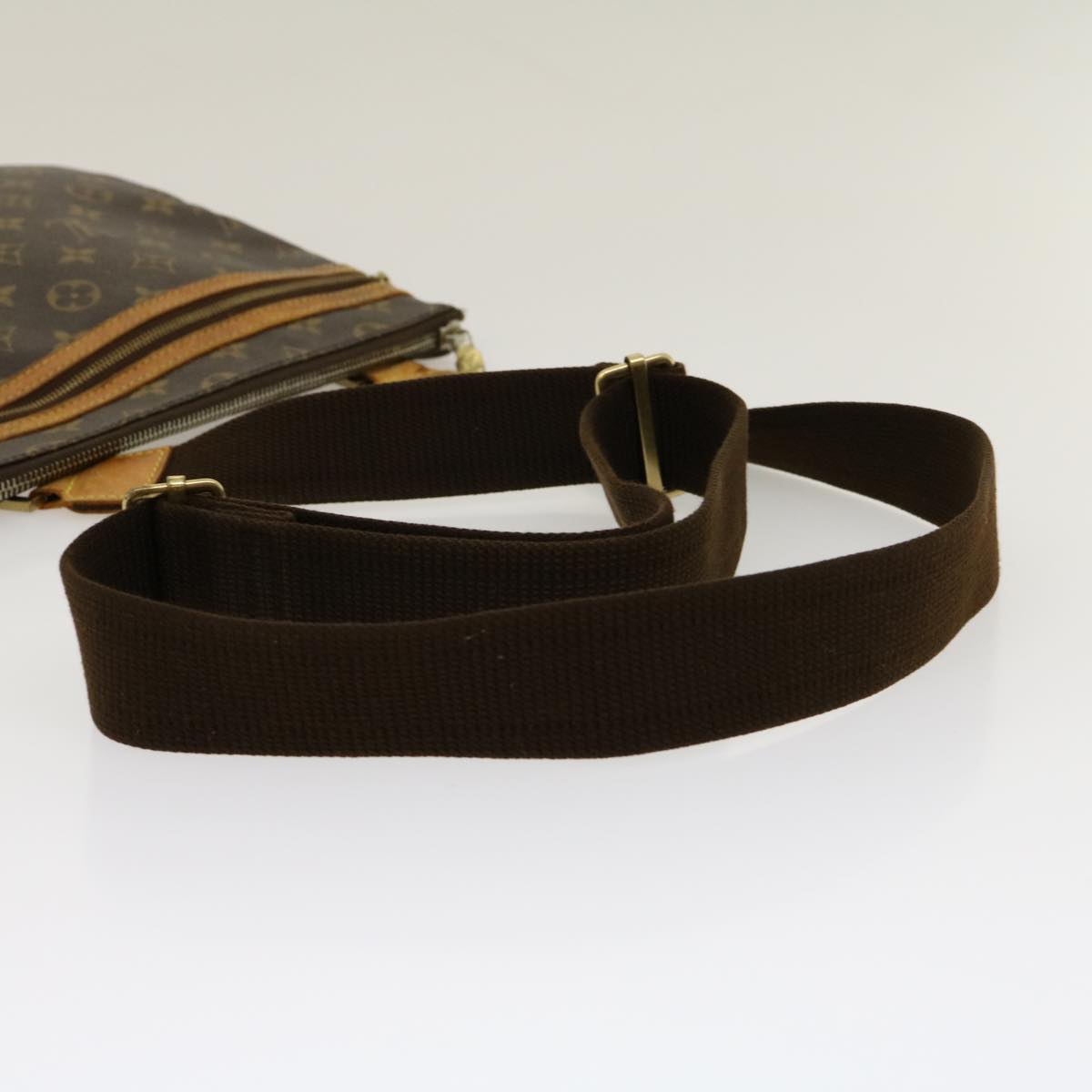 LOUIS VUITTON Monnogram Pochette Bosphore Shoulder Bag M40044 LV bs1389