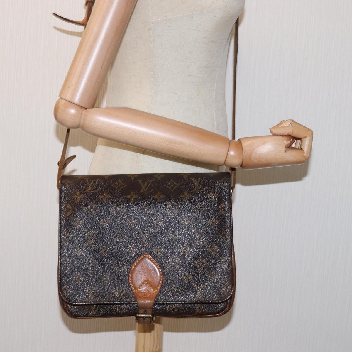 LOUIS VUITTON Monogram Cartouchiere GM Shoulder Bag M51252 LV bs14267