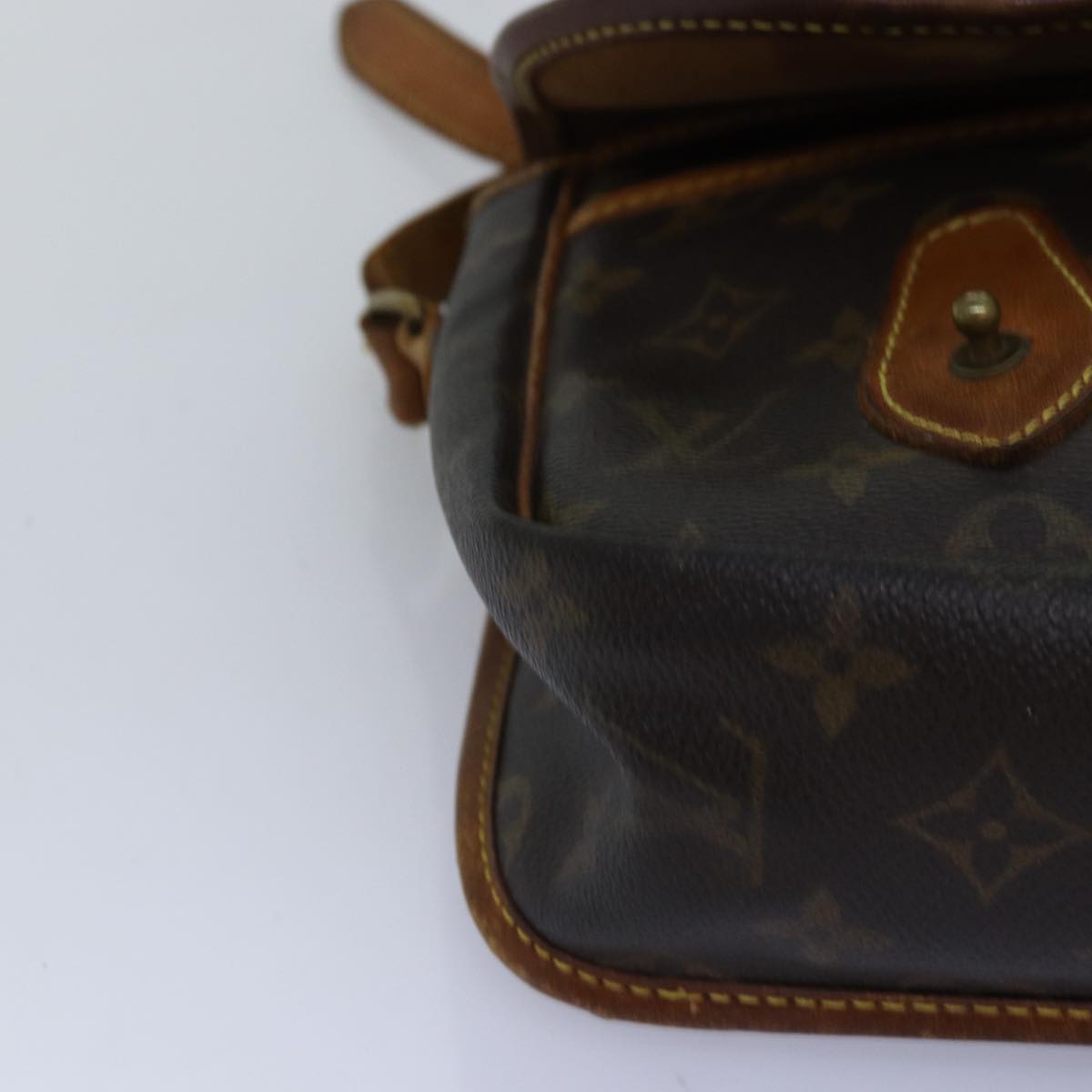 LOUIS VUITTON Monogram Gibeciere MM Shoulder Bag M42247 LV bs14301