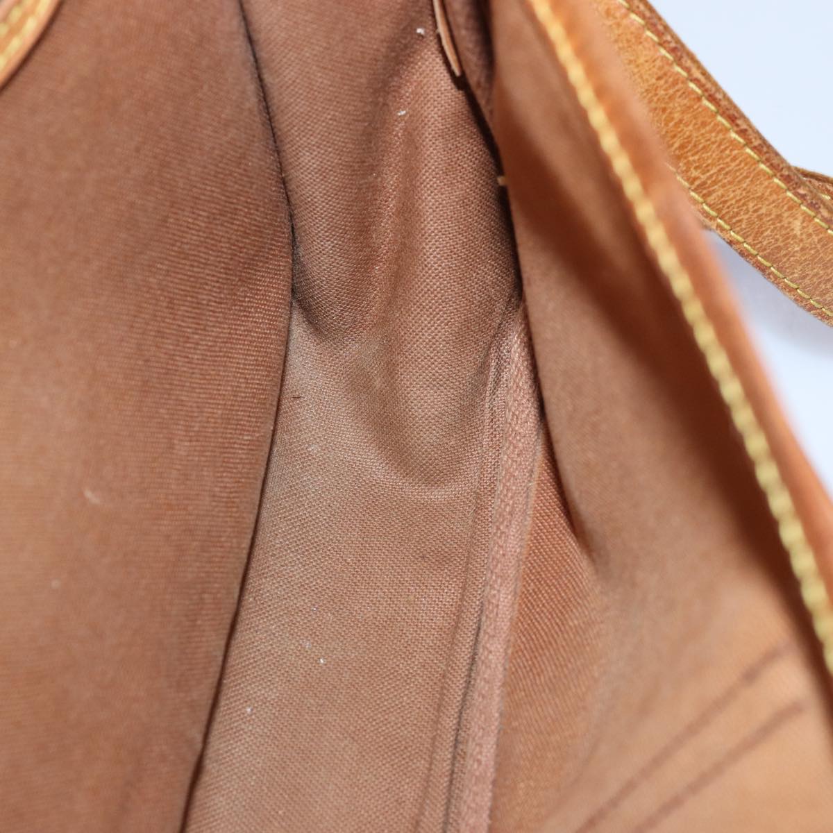 LOUIS VUITTON Monogram Gibeciere MM Shoulder Bag M42247 LV bs14301
