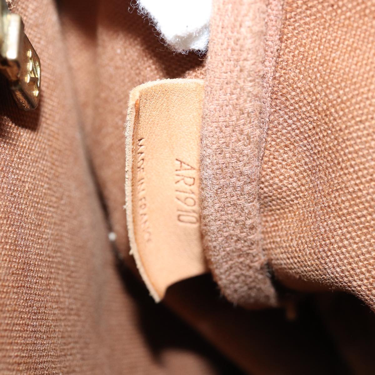 LOUIS VUITTON Monogram Gibeciere MM Shoulder Bag M42247 LV bs14301