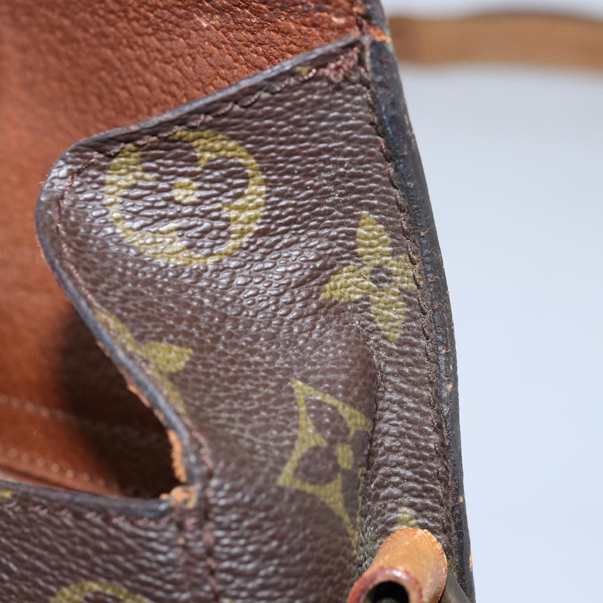 LOUIS VUITTON Monogram Saint Cloud MM Shoulder Bag M51243 LV bs14302