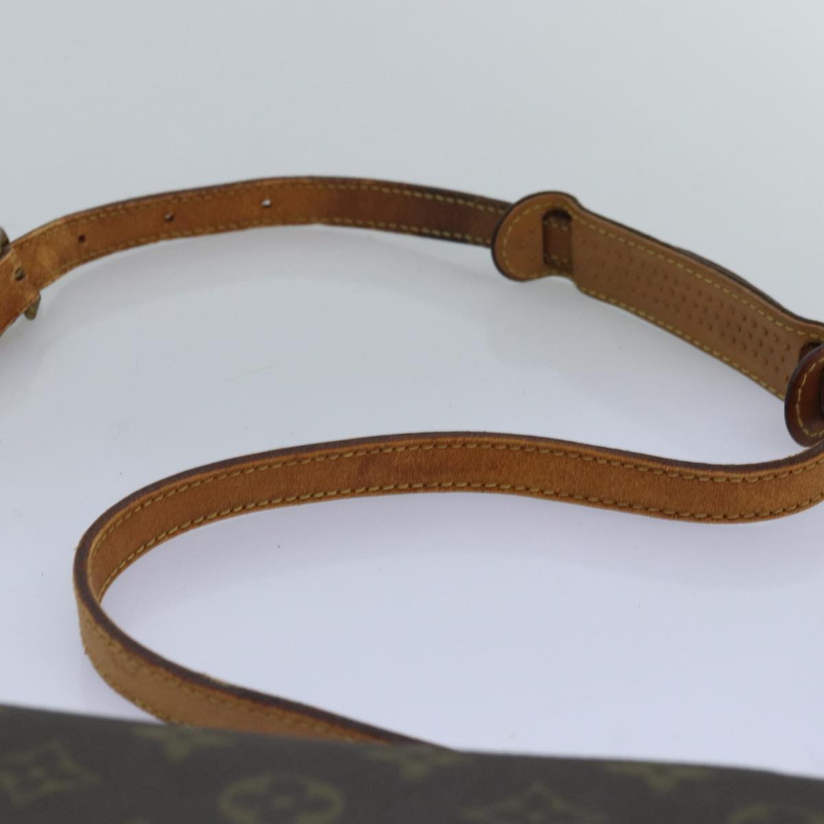 LOUIS VUITTON Monogram Saint Cloud MM Shoulder Bag M51243 LV bs14302