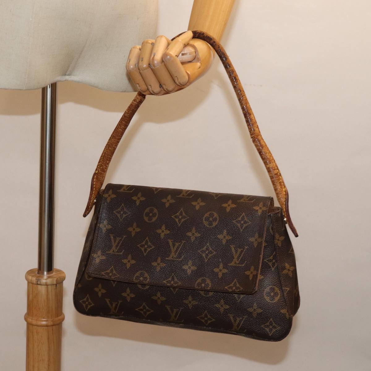 LOUIS VUITTON Monogram Mini Looping Shoulder Bag M51147 LV bs14355