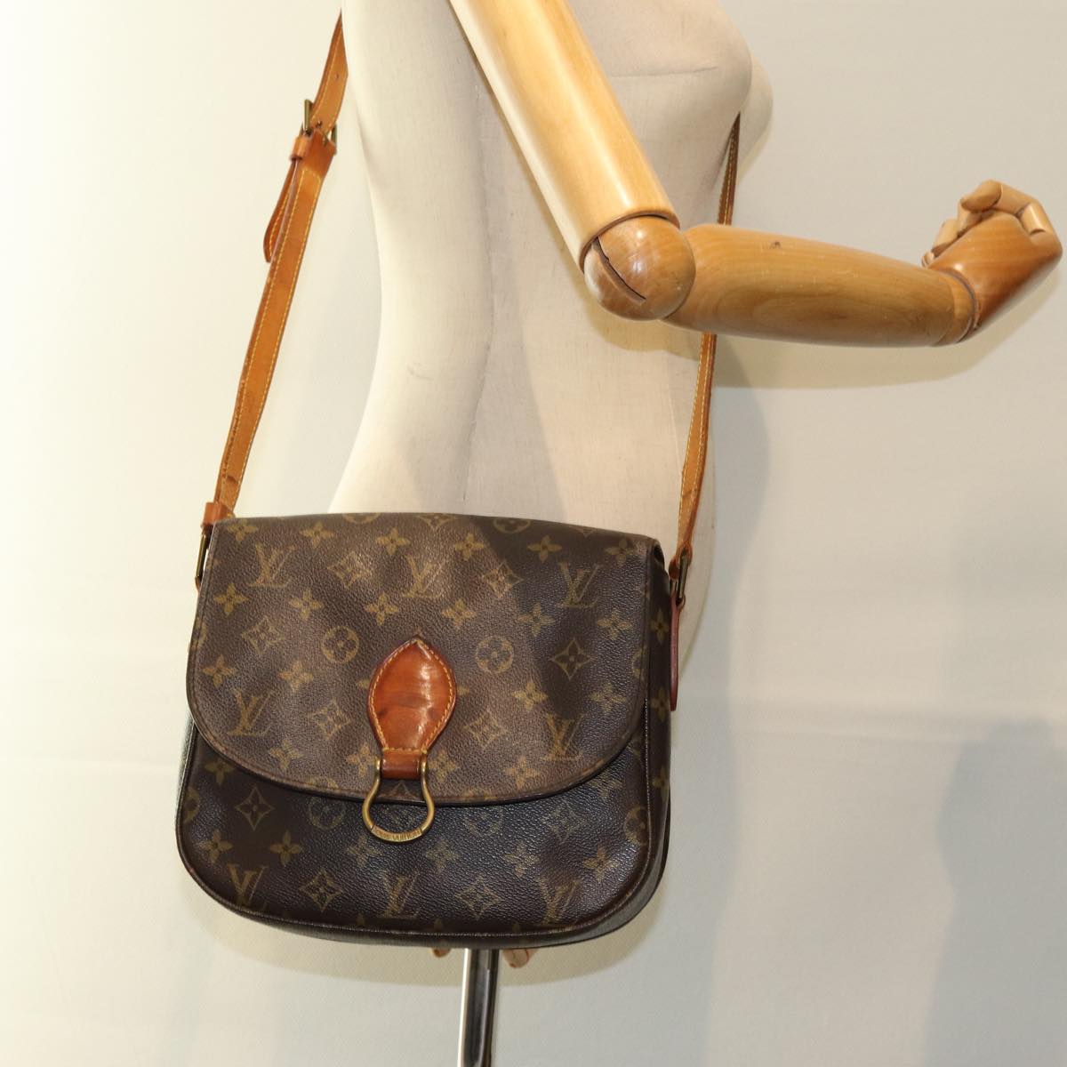 LOUIS VUITTON Monogram Saint Cloud GM Shoulder Bag M51242 LV bs14417