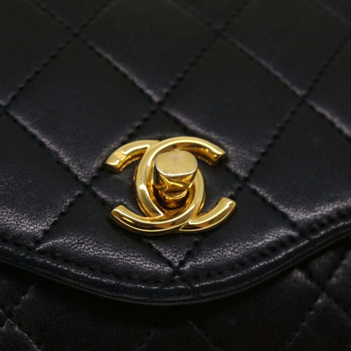 CHANEL Matelasse Chain Flap Shoulder Bag Lamb Skin Black CC  bs1447A