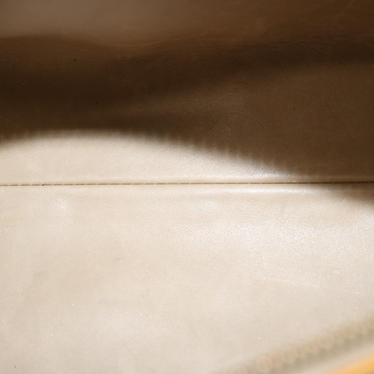 LOUIS VUITTON Monogram Vernis Bedford Hand Bag Beige M91006 LV bs14501