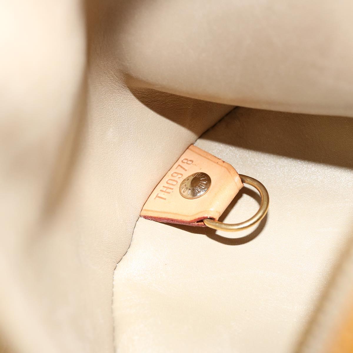 LOUIS VUITTON Monogram Vernis Bedford Hand Bag Beige M91006 LV bs14501