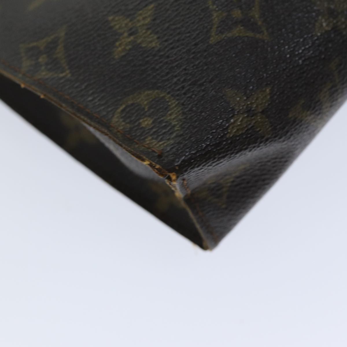 LOUIS VUITTON Monogram Poche Toilette 26 Pouch M47542 LV bs14591
