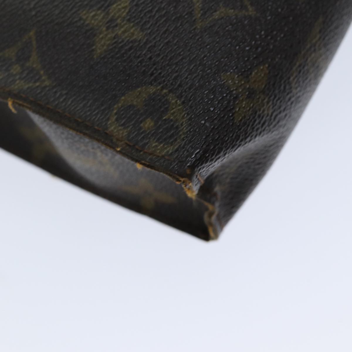 LOUIS VUITTON Monogram Poche Toilette 26 Pouch M47542 LV bs14591