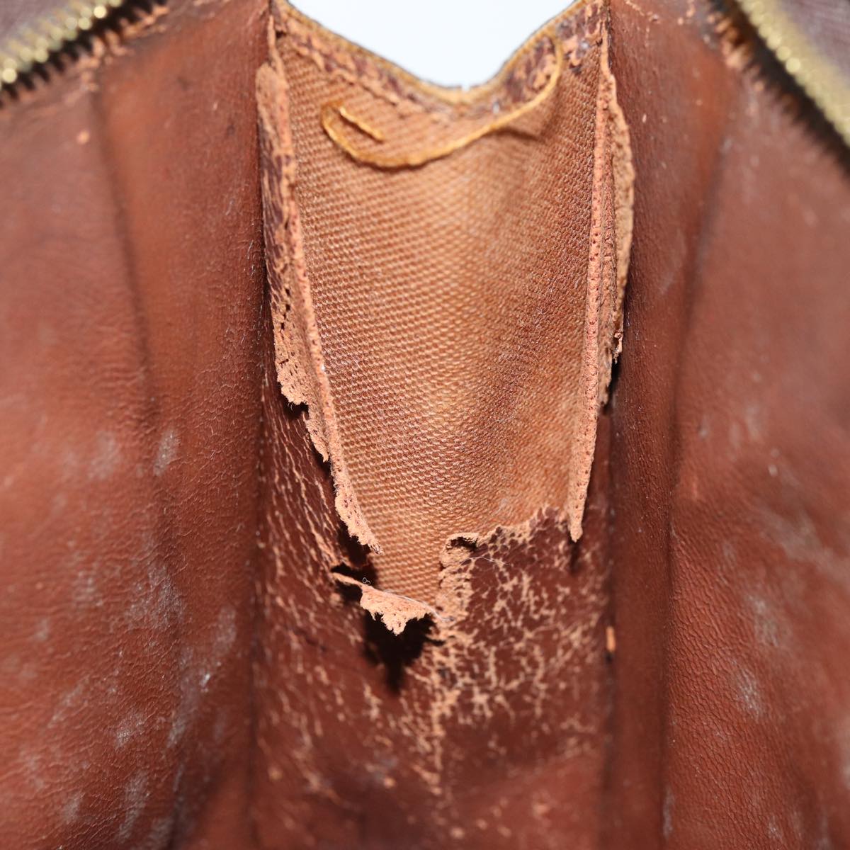 LOUIS VUITTON Monogram Poche Toilette 26 Pouch M47542 LV bs14591
