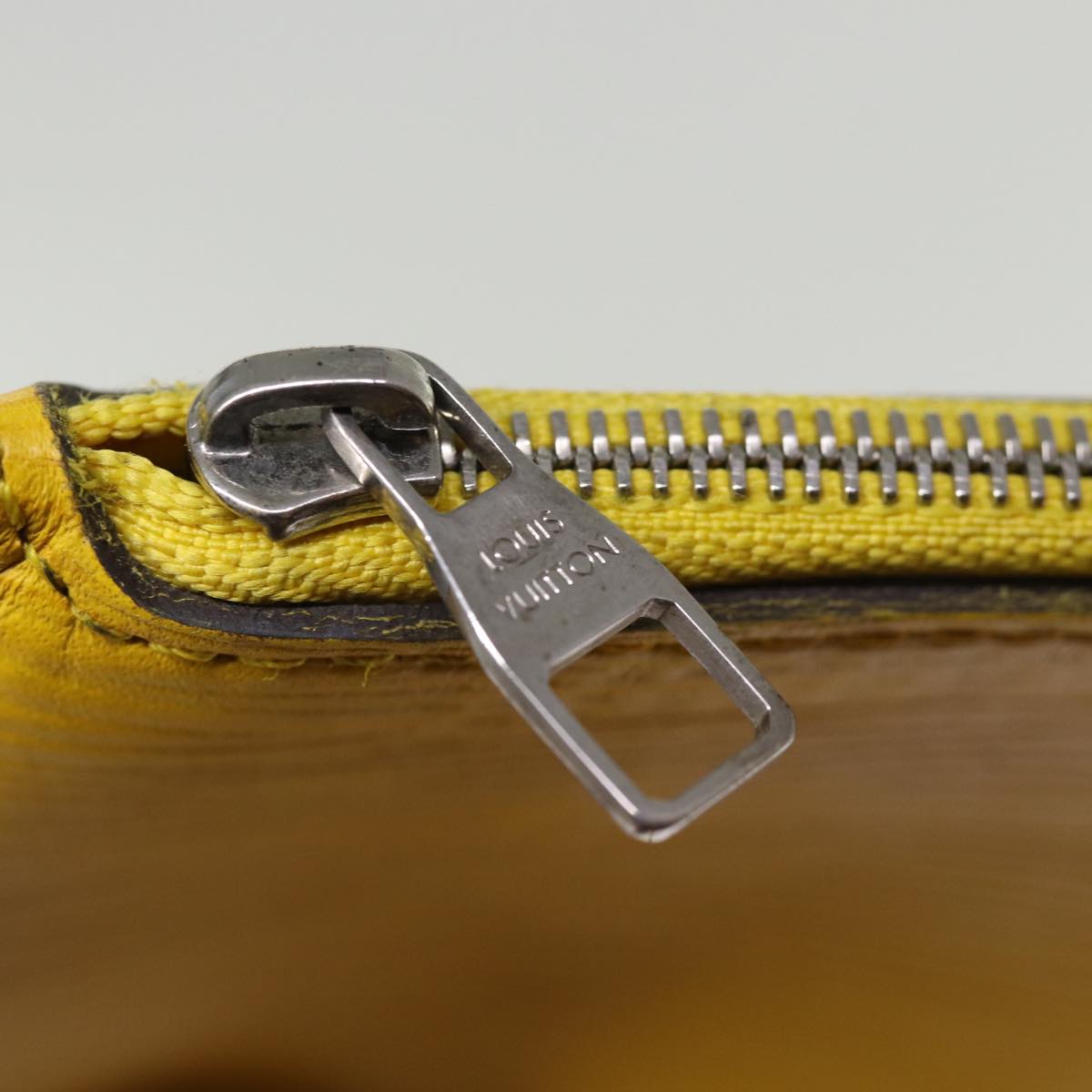 LOUIS VUITTON Epi Neverfull MM Tote Bag Mimosa M40957 LV bs14660