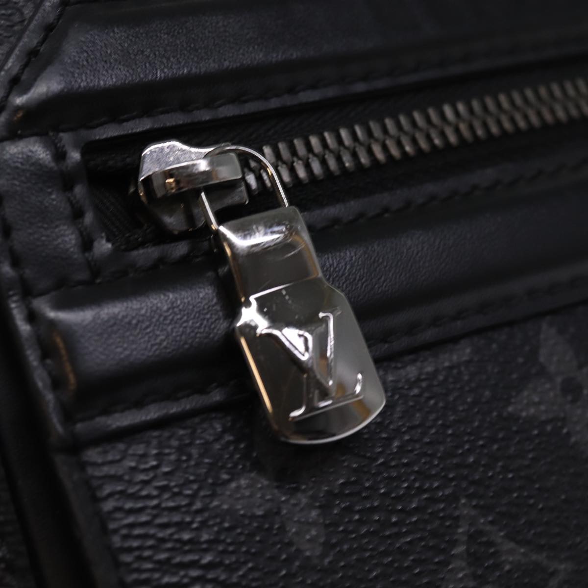 LOUIS VUITTON Monogram Eclipse Odyssey Messenger MM Bag M44224 LV bs14669