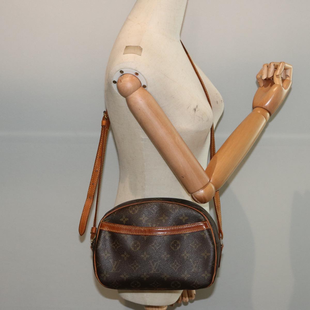 LOUIS VUITTON Monogram Blois Shoulder Bag M51221 LV bs14814
