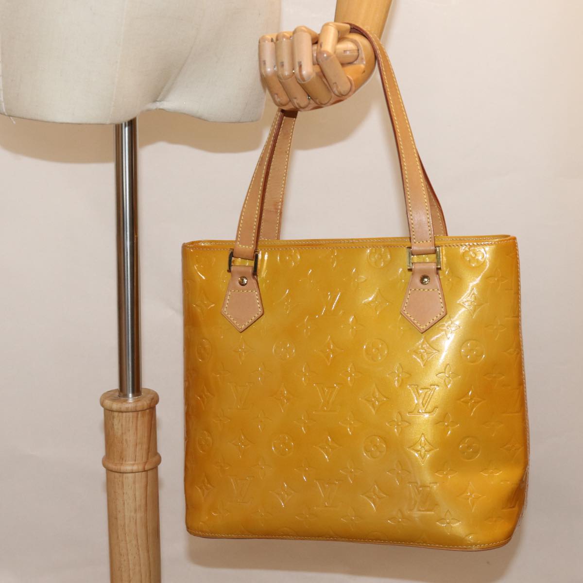LOUIS VUITTON Monogram Vernis Houston Hand Bag Beige M91004 LV bs14821